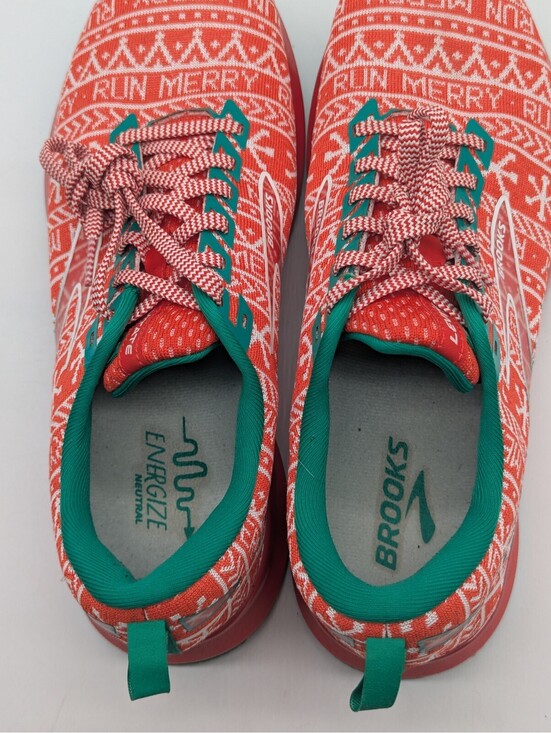 Brooks Levitate 5 Run Merry Christmas Red Green Mens Size 11 1103701D634 Shoes main image 10